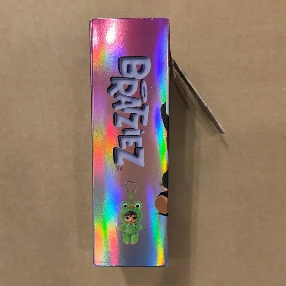 *CONFIRMED YASMIN* Bratz Bratziez Iconz Seriez Plush Keychain Blind Box - Picture 6 of 7